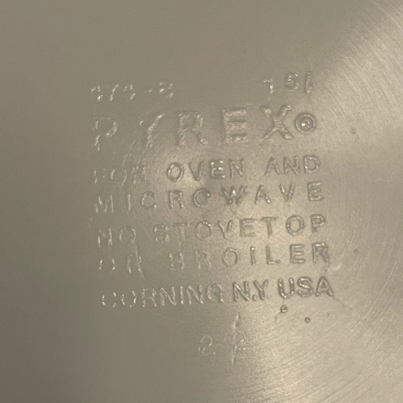 Pyrex- Butterfly Gold - Picture 5 of 5